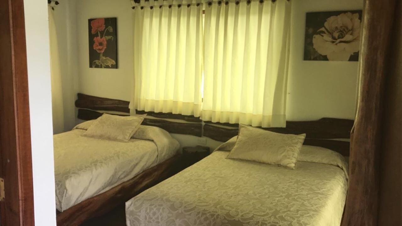Hosteria Tierra Dorada Yantzaza Kültér fotó