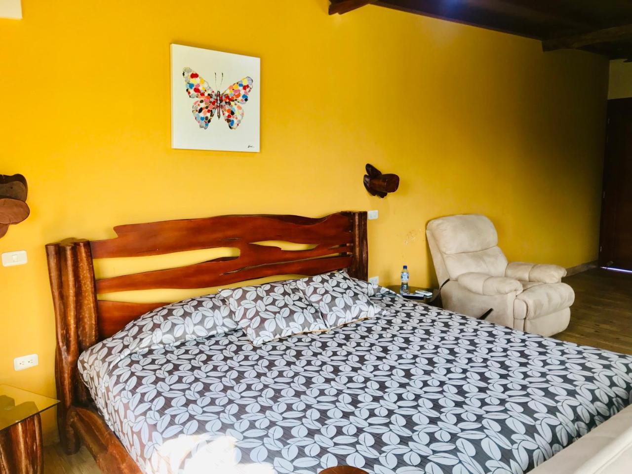 Hosteria Tierra Dorada Yantzaza Kültér fotó
