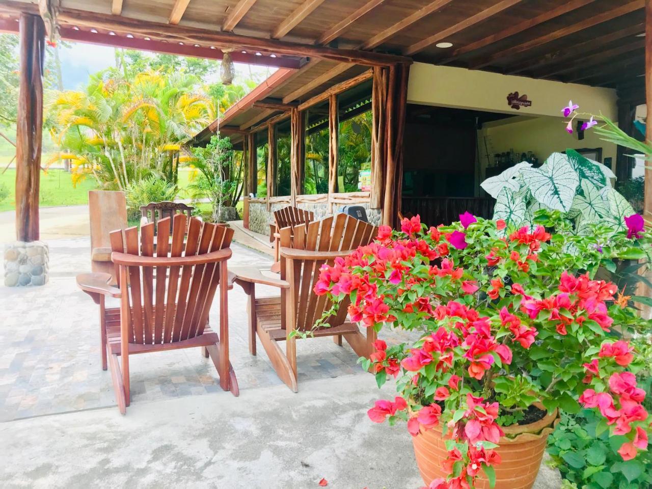 Hosteria Tierra Dorada Yantzaza Kültér fotó