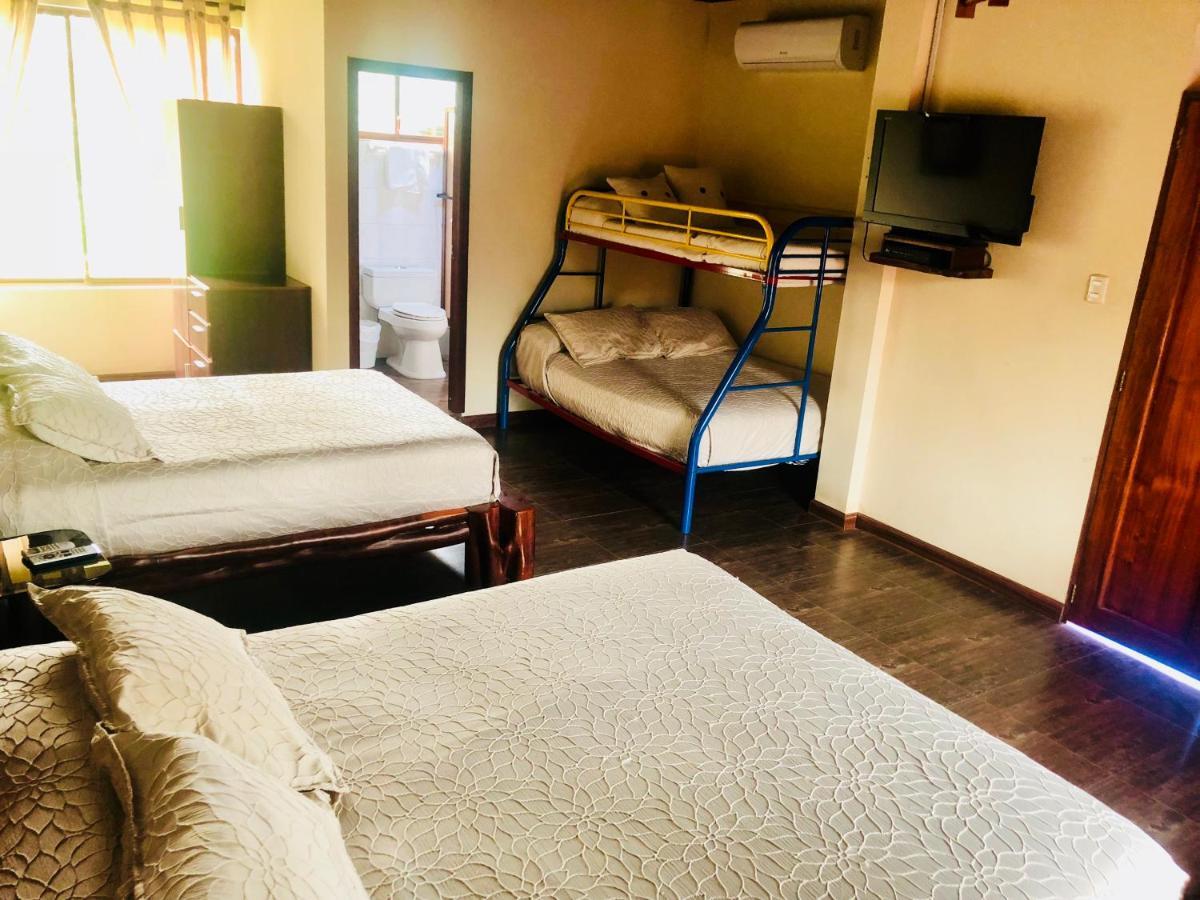 Hosteria Tierra Dorada Yantzaza Kültér fotó